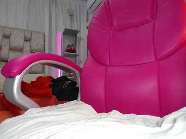 paulina-evans webcam