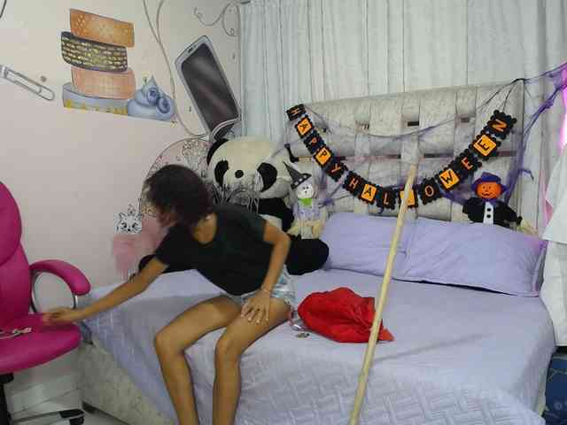 paulina-evans webcam