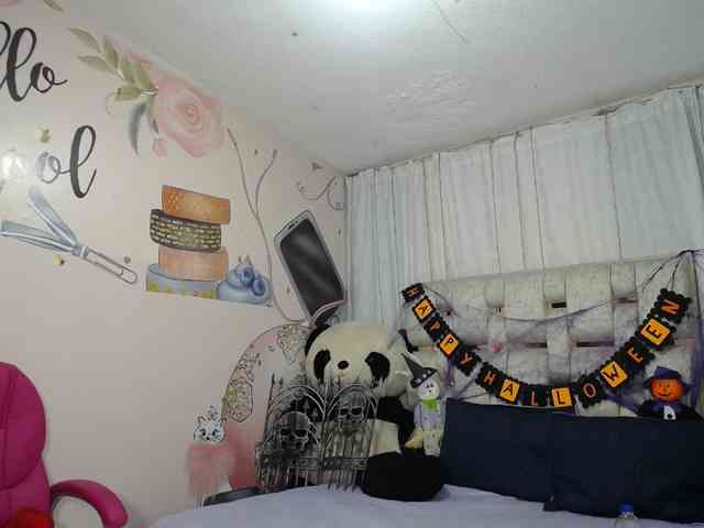 paulina-evans webcam