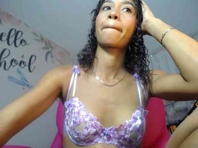 paulina-evans webcam
