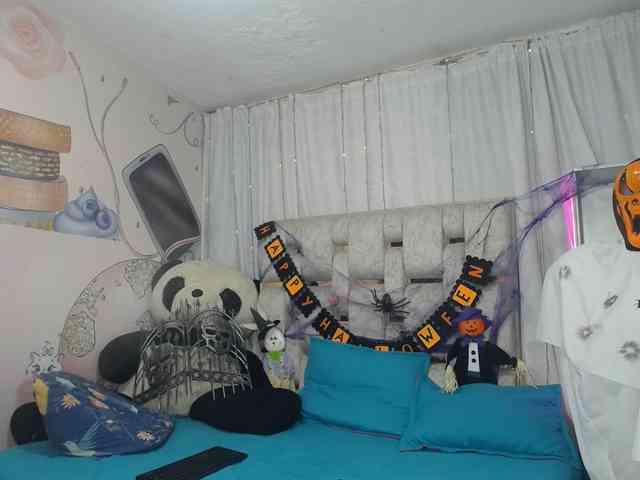 paulina-evans webcam