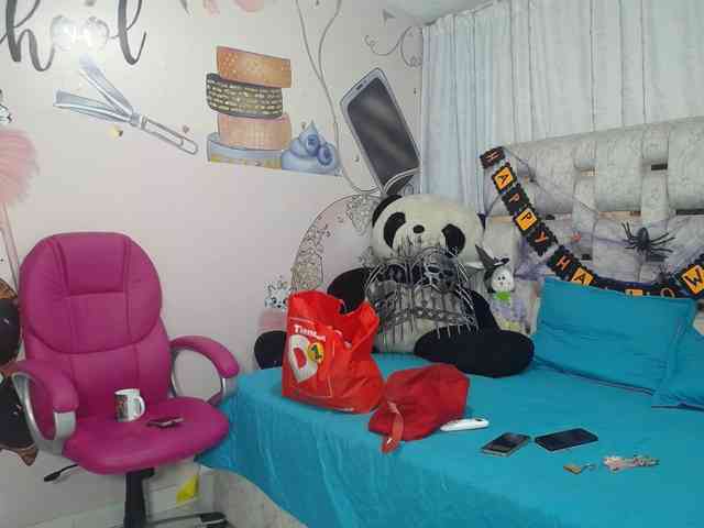 paulina-evans webcam