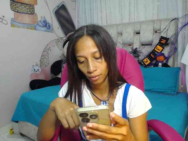 paulina-evans webcam