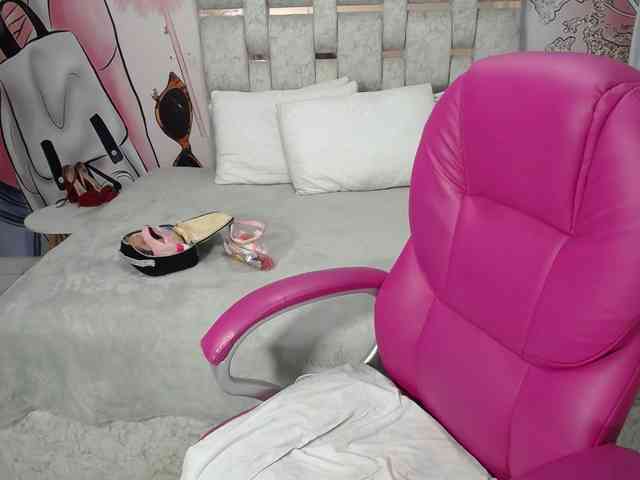 paulina-evans webcam