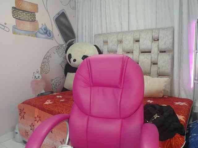 paulina-evans webcam