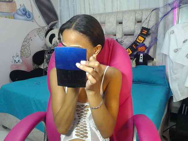 paulina-evans webcam