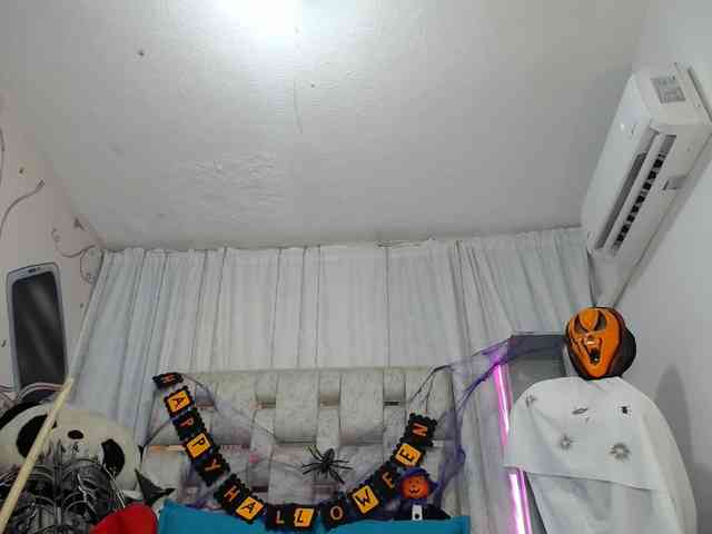 paulina-evans webcam