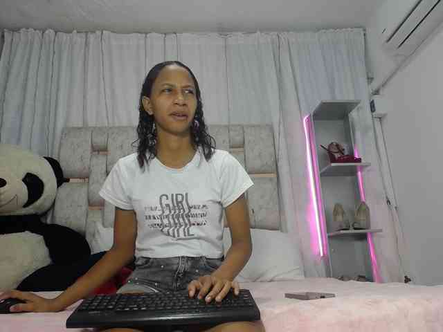 paulina-evans webcam