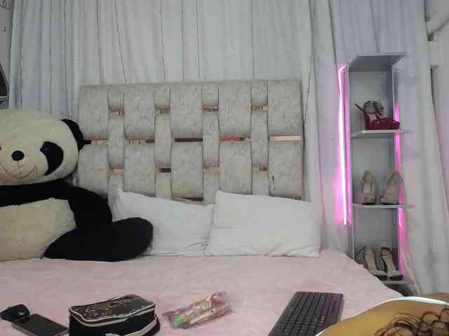 paulina-evans webcam