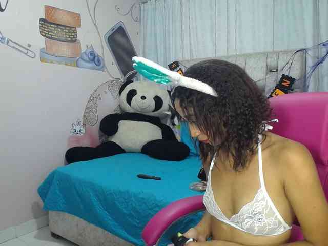 paulina-evans webcam
