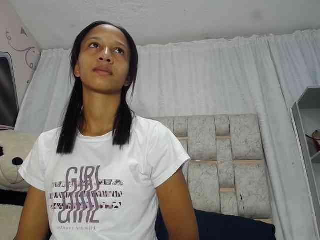 paulina-evans webcam