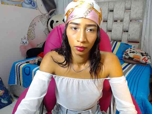 paulina-evans webcam