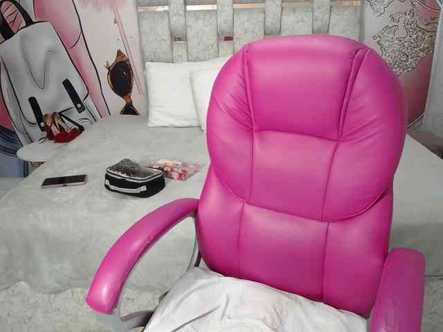 paulina-evans webcam
