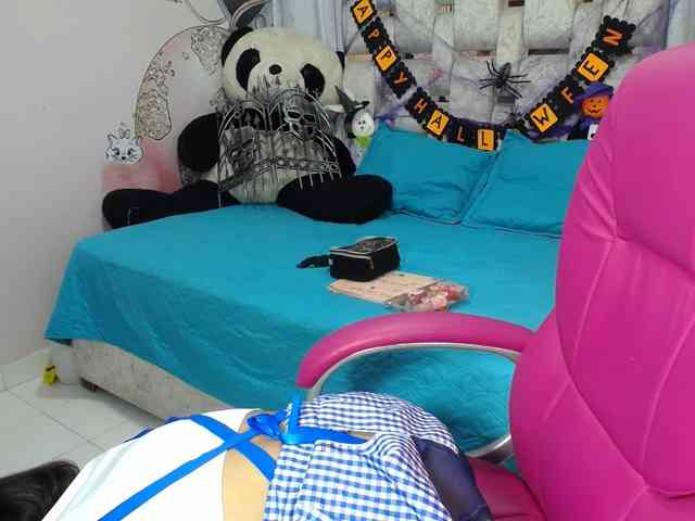 paulina-evans webcam