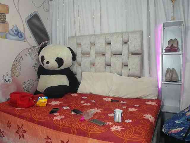 paulina-evans webcam