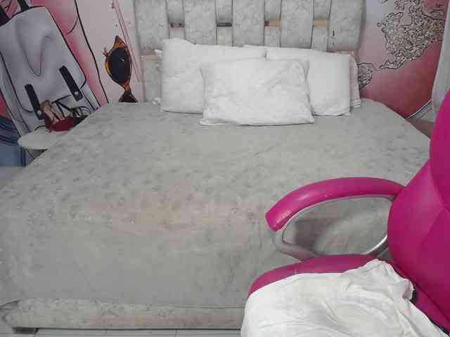 paulina-evans webcam
