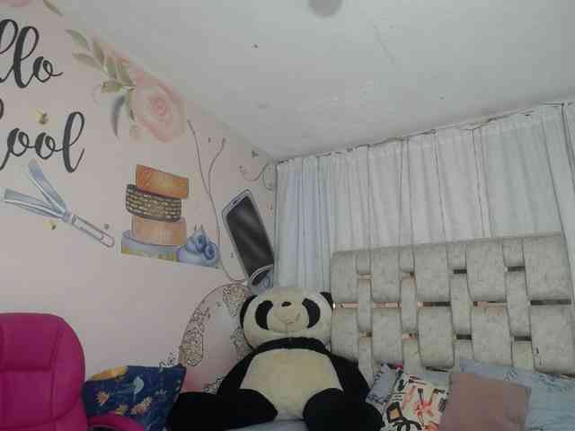 paulina-evans webcam