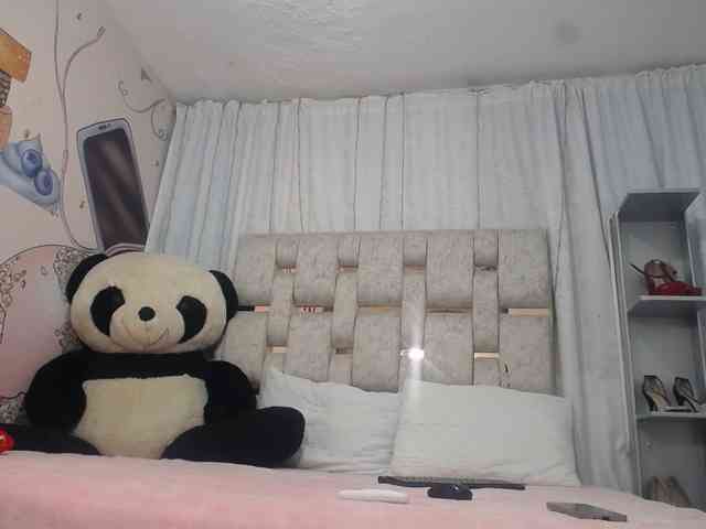 paulina-evans webcam
