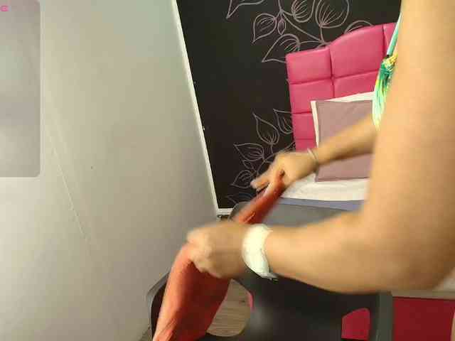 ScarleetJhonson webcam
