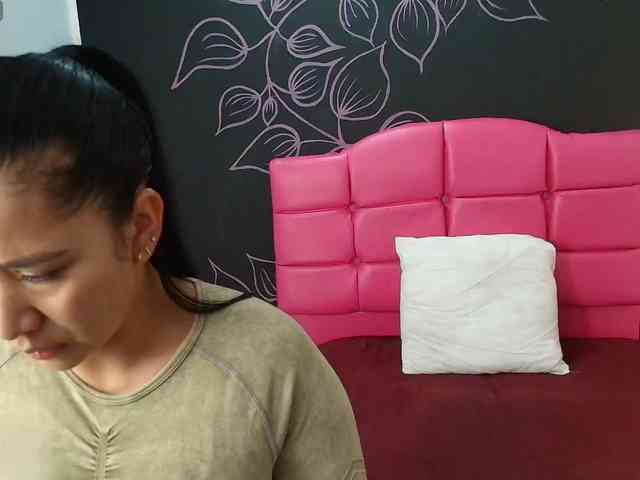 ScarleetJhonson webcam