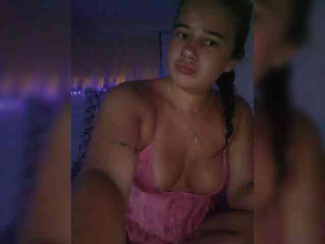 jasminbunny19 webcam