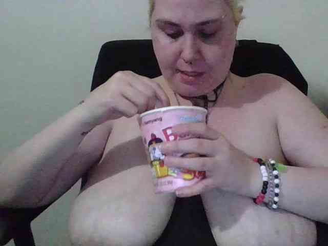free online chat ToxxicDestiny666