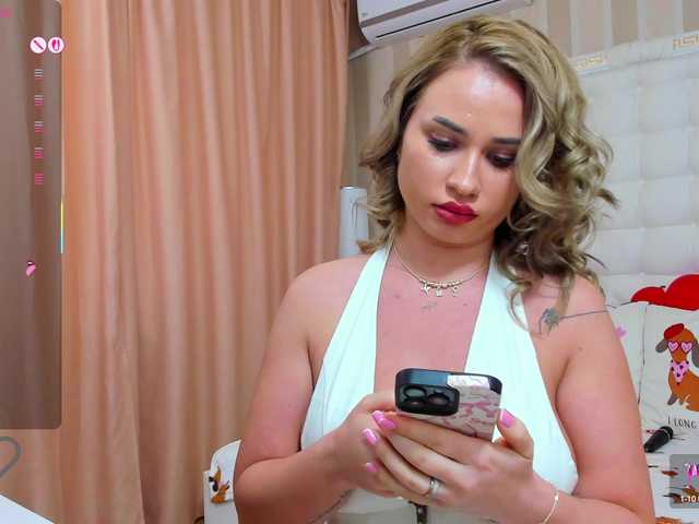 sassyqueen's BongaCams show and profile