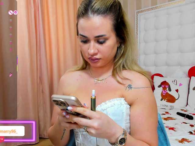 sassyqueen's BongaCams show and profile