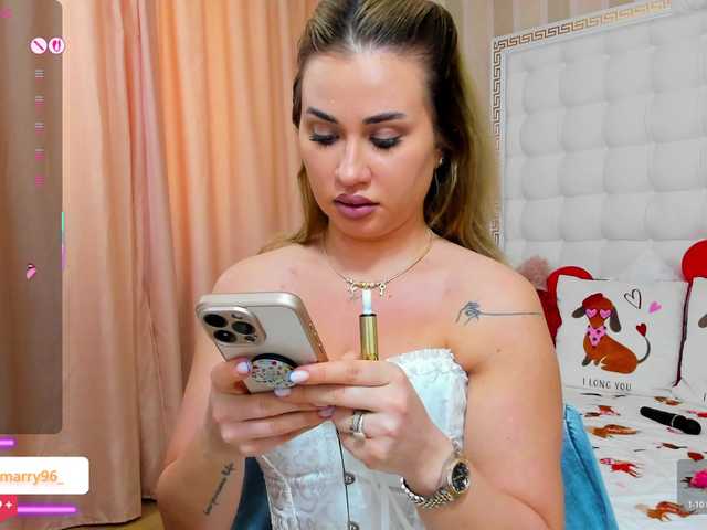 sassyqueen's BongaCams show and profile