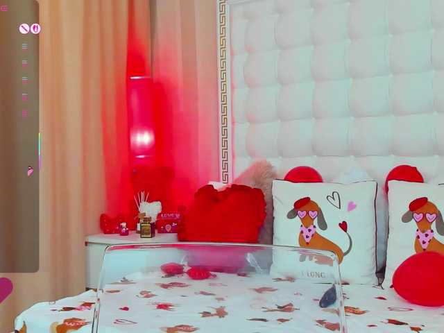 sassyqueen — Let me be ur next fantasy ! I wanna make u mine @remain #lovense #blonde #cum #office #daddy #squirt