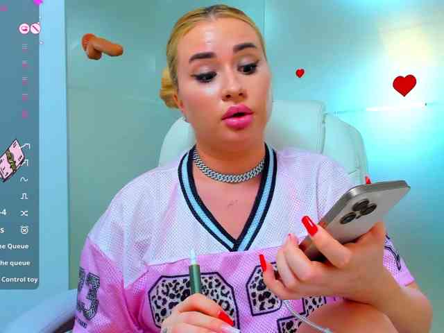 sassyqueen Live Webcam on BongaCams