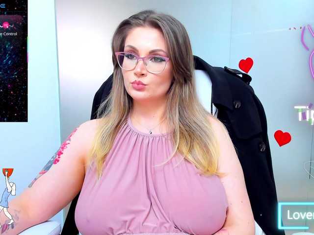 anyarosses's BongaCams show and profile