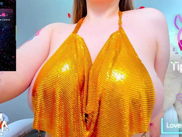 anyarosses's BongaCams show and profile