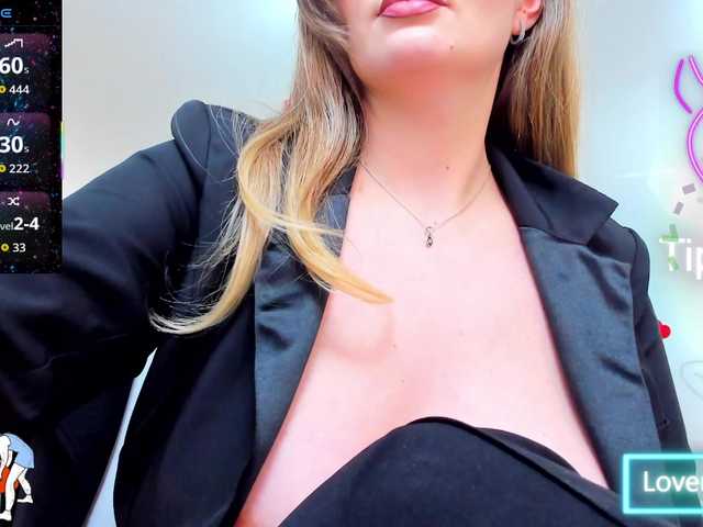 anyarosses's BongaCams show and profile