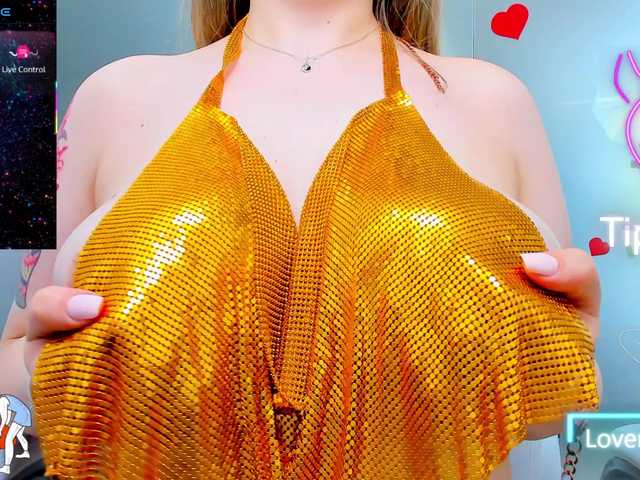 anyarosses's BongaCams show and profile