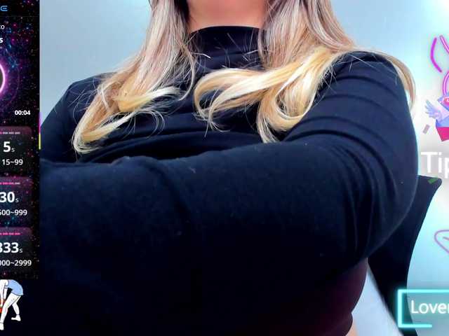 anyarosses's BongaCams show and profile