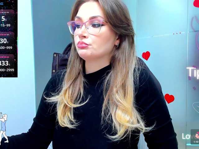 anyarosses's BongaCams show and profile