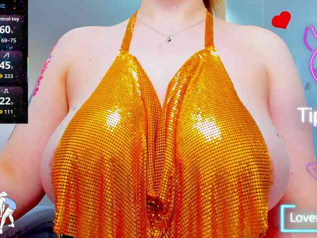 anyarosses Live Webcam on BongaCams