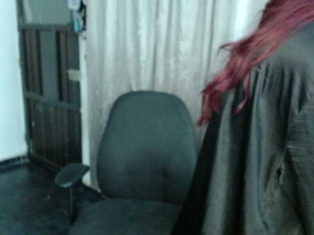  aliceparcket chat room