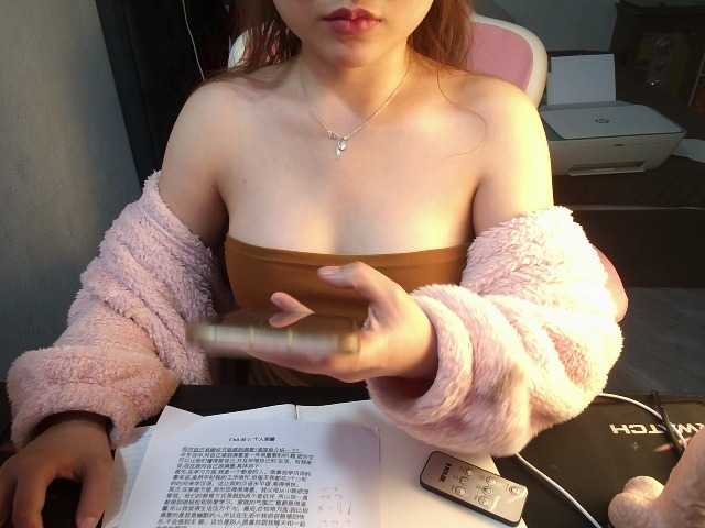 Julia98 from BongaCams is Freechat