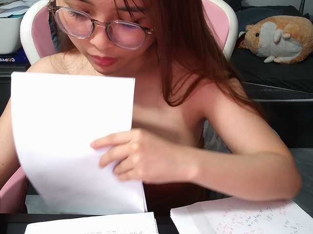 Julia98's BongaCams show and profile