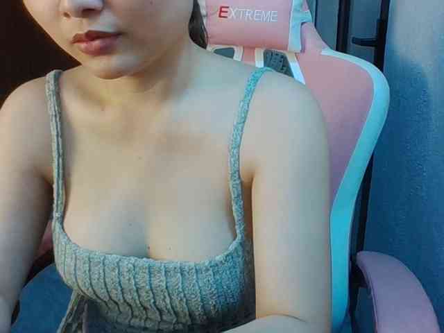 Julia98 webcam
