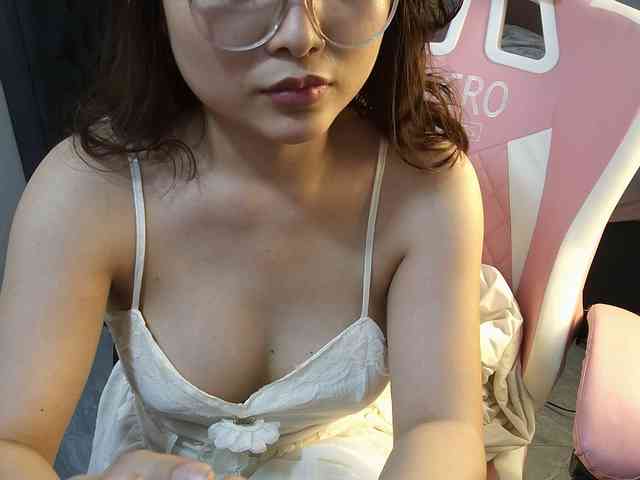Julia98 webcam