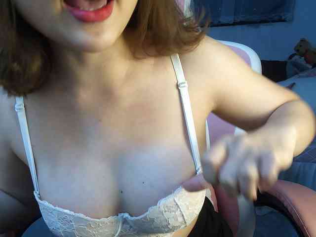 Julia98 webcam
