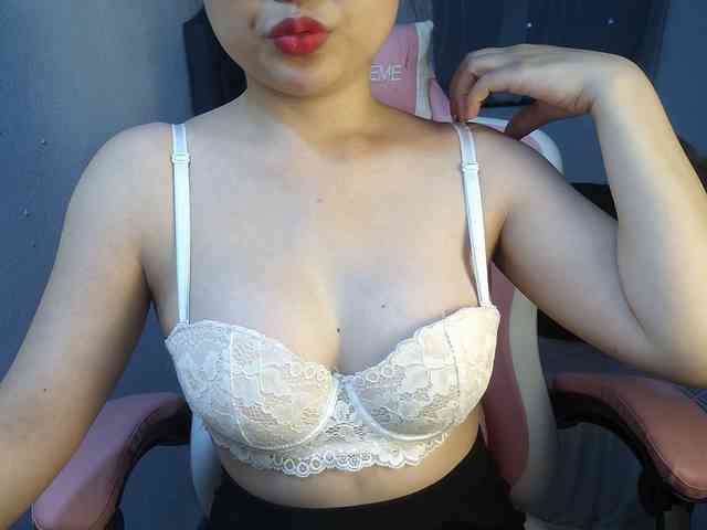 Julia98 webcam
