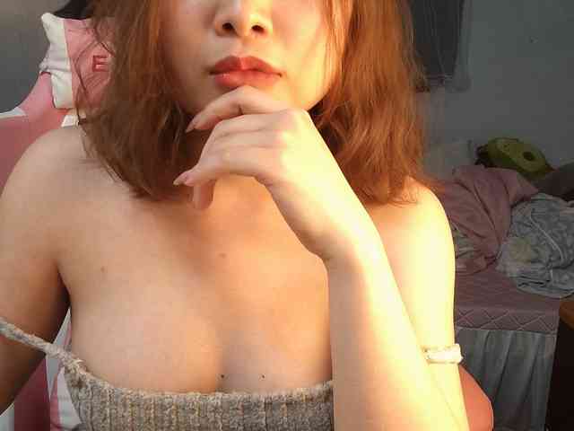 Julia98 webcam