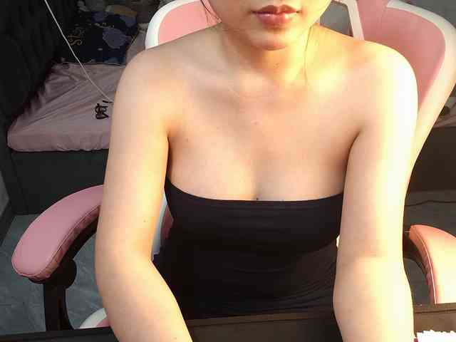 Julia98 webcam