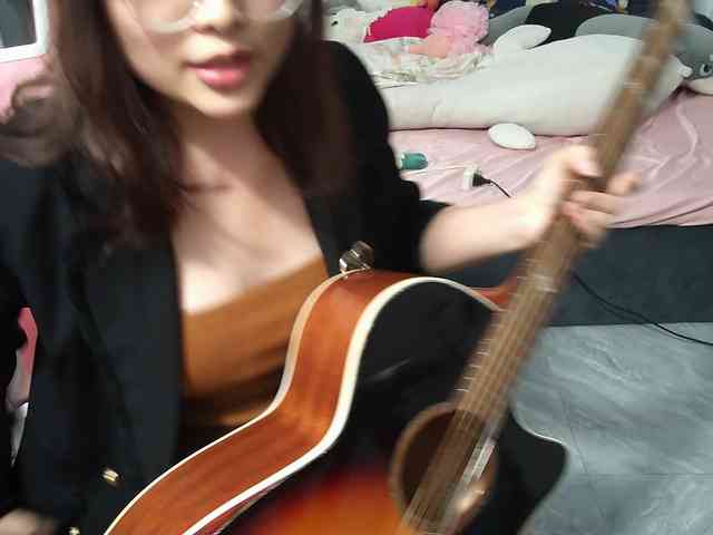 Julia98 webcam