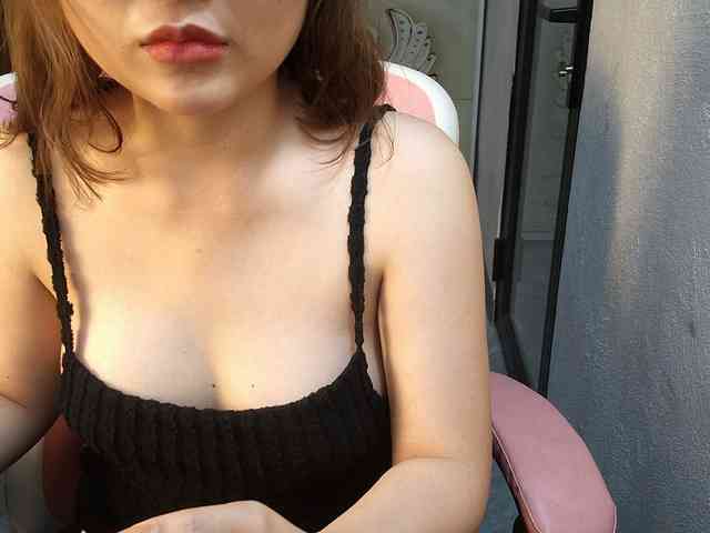 Julia98 webcam