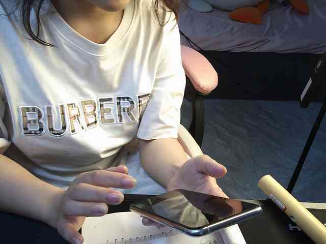 Julia98 webcam